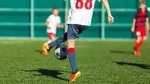 “切尔西大胜伯恩利，内托双响恩佐加冕，三连胜势头强劲！”